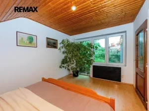 Prodej rodinného domu, Praha - Lipence, V roklích, 160 m2
