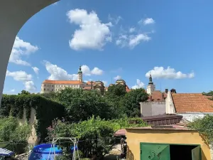 Prodej ubytování, Mikulov, Koněvova, 80 m2