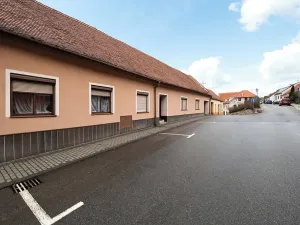 Prodej obchodního prostoru, Mikulov, Koněvova, 80 m2