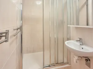 Pronájem bytu 2+kk, Praha - Michle, Přímětická, 40 m2