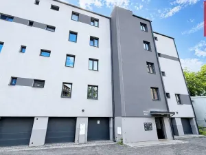 Pronájem bytu 2+kk, Opava, Jaselská, 54 m2