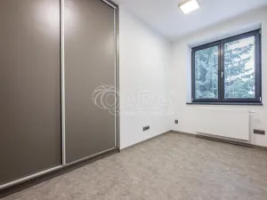 Pronájem bytu 4+kk, Praha - Strašnice, Květnická, 79 m2