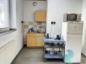 Prodej výrobních prostor, České Budějovice, K Dolíčku, 314 m2