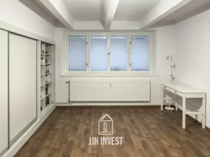 Pronájem obchodního prostoru, Poděbrady, nám. T.G.Masaryka, 55 m2