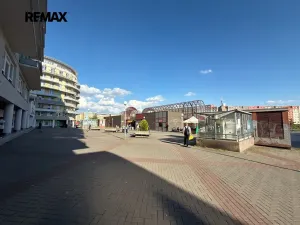 Pronájem výrobních prostor, Praha - Stodůlky, Sluneční náměstí, 105 m2