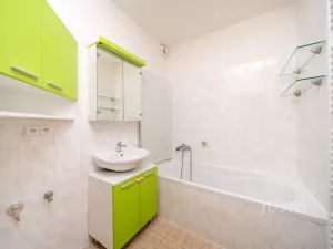 Prodej bytu 3+kk, Třeboň - Třeboň II, U Francouzů, 78 m2