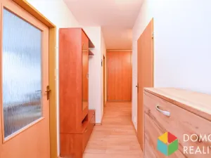 Prodej bytu 3+kk, Králův Dvůr, Nad Stadionem, 67 m2