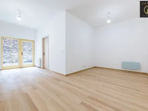 Prodej bytu 2+kk, Jáchymov, náměstí Republiky, 51 m2