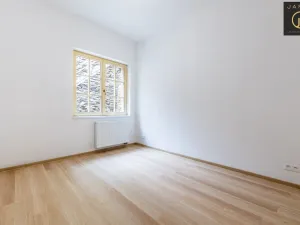 Prodej bytu 2+kk, Jáchymov, náměstí Republiky, 51 m2