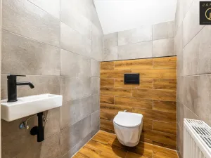 Prodej bytu 2+kk, Jáchymov, náměstí Republiky, 67 m2