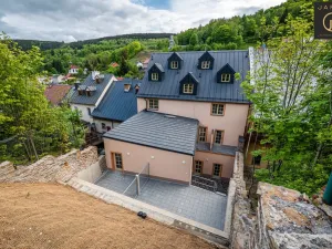 Prodej bytu 2+kk, Jáchymov, náměstí Republiky, 67 m2