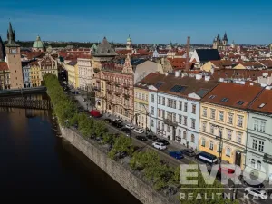 Prodej bytu 2+kk, Praha - Staré Město, Smetanovo nábřeží, 77 m2