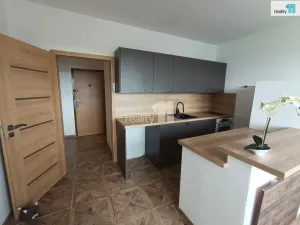 Pronájem bytu 2+kk, Česká Lípa, Hradecká, 40 m2
