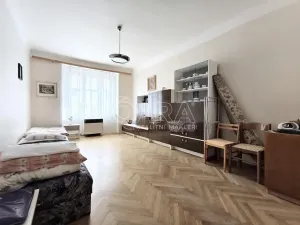 Pronájem bytu 2+kk, Praha - Žižkov, Lucemburská, 49 m2
