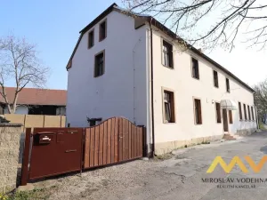 Pronájem bytu 1+kk, Hradec Králové - Nový Hradec Králové, Hlavní, 25 m2