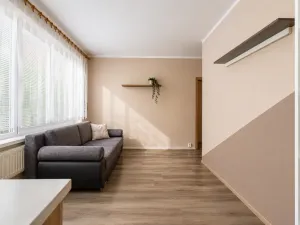 Prodej bytu 2+kk, Praha - Bohnice, Poznaňská, 37 m2