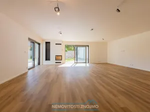 Prodej rodinného domu, Dobšice, Akátová, 217 m2