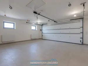 Prodej rodinného domu, Dobšice, Akátová, 217 m2