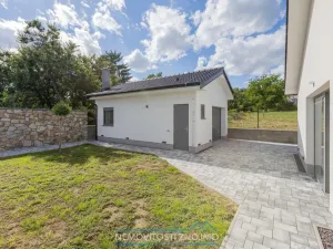 Prodej rodinného domu, Dobšice, Akátová, 217 m2