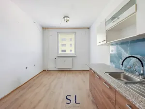 Prodej bytu 3+1, Děčín, Čsl. partyzánů, 75 m2