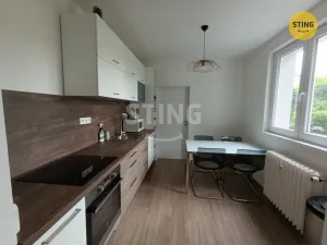 Pronájem bytu 3+1, Olomouc, Kmochova, 60 m2