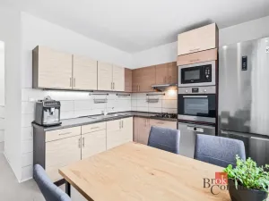 Prodej bytu 3+1, Plzeň - Bolevec, Kralovická, 71 m2
