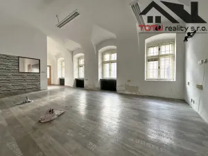 Pronájem obchodního prostoru, Jaroměř, Zdeňka Němečka, 82 m2