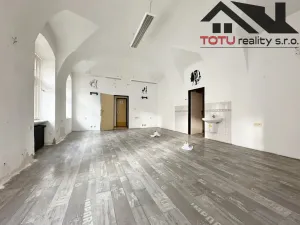 Pronájem obchodního prostoru, Jaroměř, Zdeňka Němečka, 82 m2