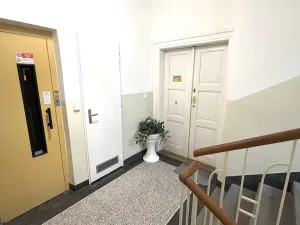 Prodej bytu 3+kk, Praha - Holešovice, Šternberkova, 100 m2