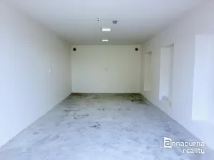 Prodej ostatní, Oslavany, Novoveská