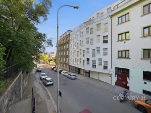 Pronájem kanceláře, Praha - Smíchov, Na Zatlance, 232 m2