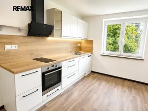 Prodej bytu 2+1, Slaný, Brožovského, 49 m2