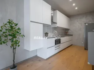 Prodej bytu 3+kk, Praha - Vinohrady, Jičínská, 99 m2