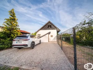 Prodej chaty, Hradec Králové - Pražské Předměstí, Červený Dvůr, 76 m2