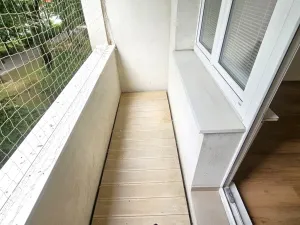 Pronájem bytu 2+1, Praha, Šantrochova, 59 m2