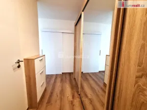 Pronájem bytu 2+kk, Praha - Bohnice, Čimická, 35 m2