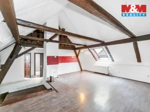Prodej rodinného domu, Holýšov, náměstí 5. května, 230 m2