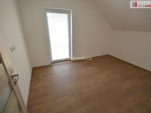 Pronájem bytu 3+kk, Podolanka, U Pejřavky, 87 m2