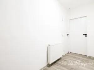 Pronájem bytu 2+1, Praha - Braník, Nad přívozem, 52 m2