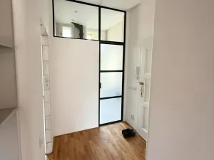 Pronájem bytu 2+kk, Praha - Podolí, Vodárenská, 55 m2