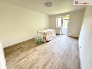 Pronájem bytu 2+1, Praha - Bubeneč, Ve struhách, 67 m2