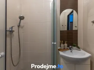Pronájem bytu 1+1, Praha - Smíchov, Bieblova, 42 m2