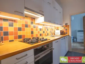 Prodej bytu 2+kk, Praha - Holešovice, U Uranie, 40 m2