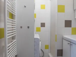 Prodej bytu 2+kk, Praha - Holešovice, U Uranie, 40 m2