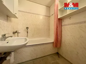 Prodej bytu 3+1, Praha - Kamýk, Papírníkova, 66 m2