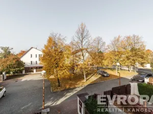 Pronájem vily, Průhonice, Sadová, 350 m2