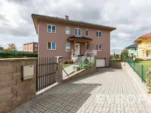 Pronájem vily, Průhonice, Pod Valem II., 350 m2
