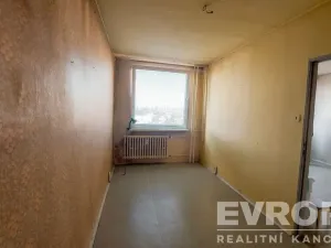 Pronájem bytu 2+1, Praha - Strašnice, Křenická, 65 m2