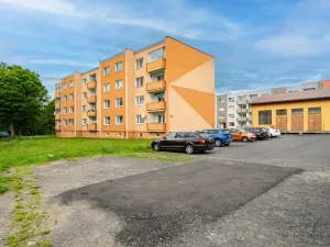 Prodej bytu 3+1, Toužim, Na Zámecké, 67 m2
