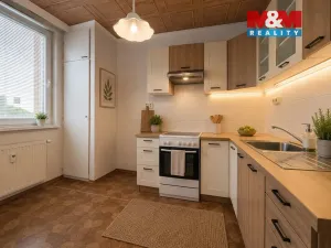 Prodej bytu 2+1, Olomouc, Politických vězňů, 42 m2